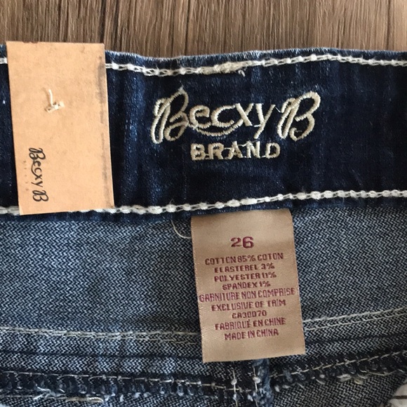 Becky B denim jeans, fit: Judy. Boot cut, size 26 waist. - Picture 2 of 4